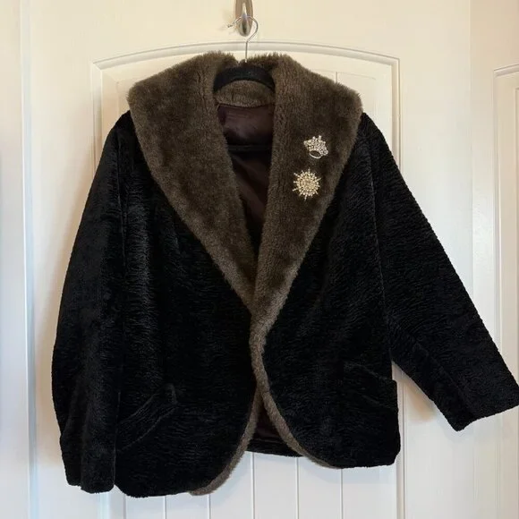 1960s AUTHENTIC vintage black velvet faux fur cropped jacket women's M / L - Picture 1 of 8